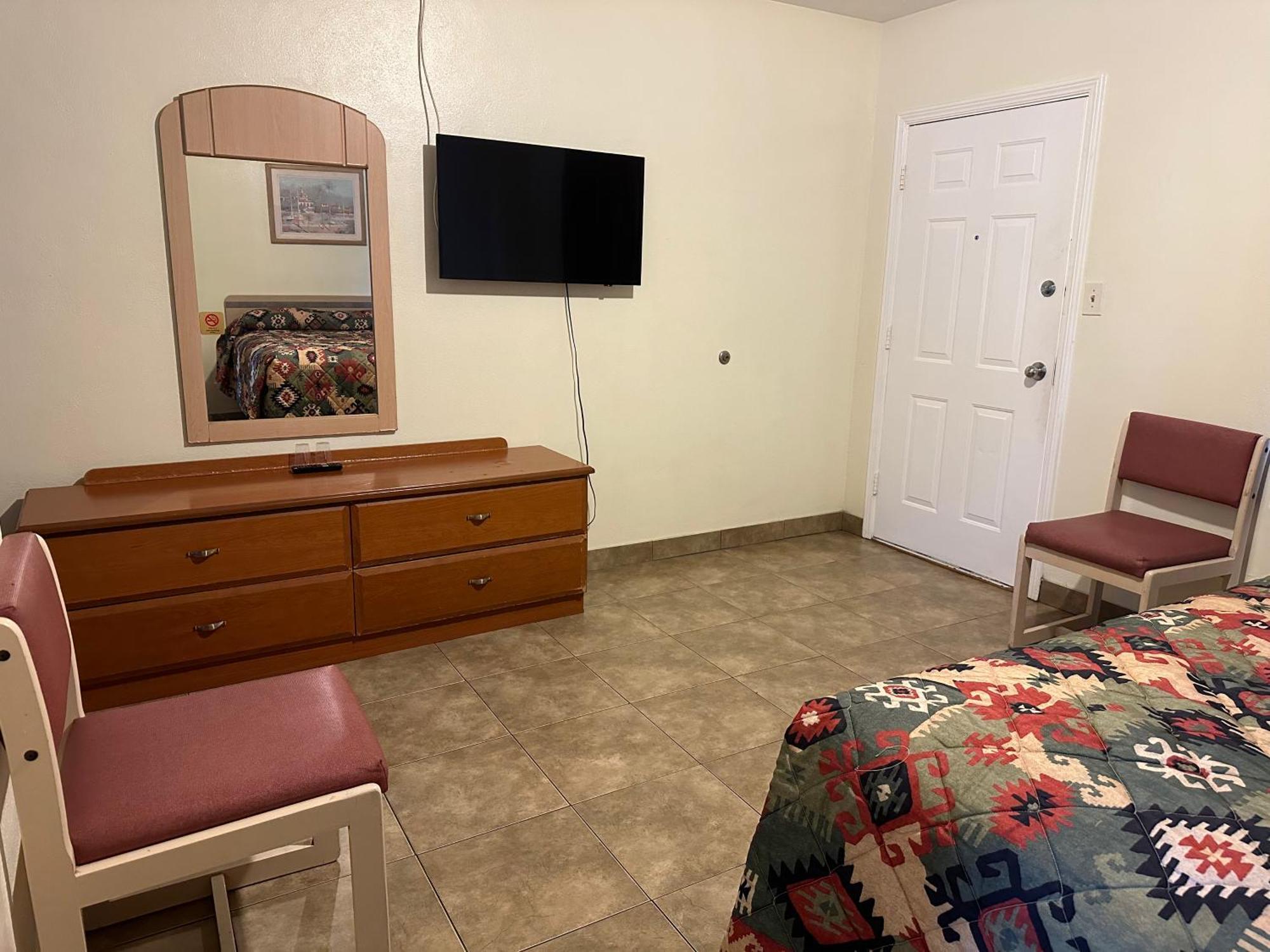 Kentucky Motel แบรเดนตัน ภายนอก รูปภาพ